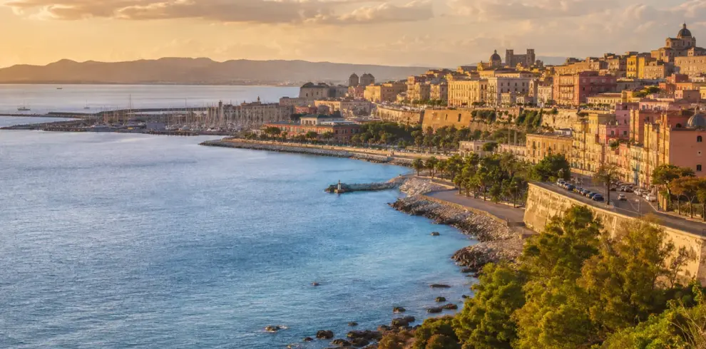 sardinia-golden-hour-coastal-harbour-cityscape